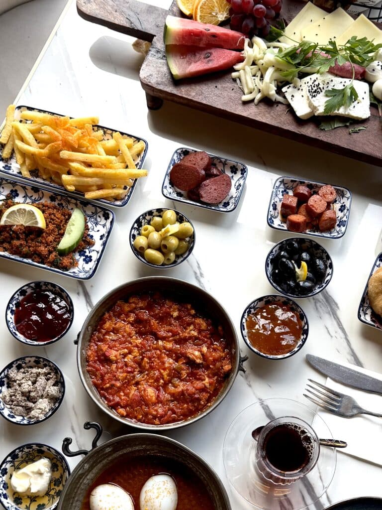 Foto van Turks ontbijt bij Liva Restaurant